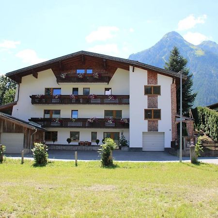 Haus Maria Larcher Bach  Buitenkant foto